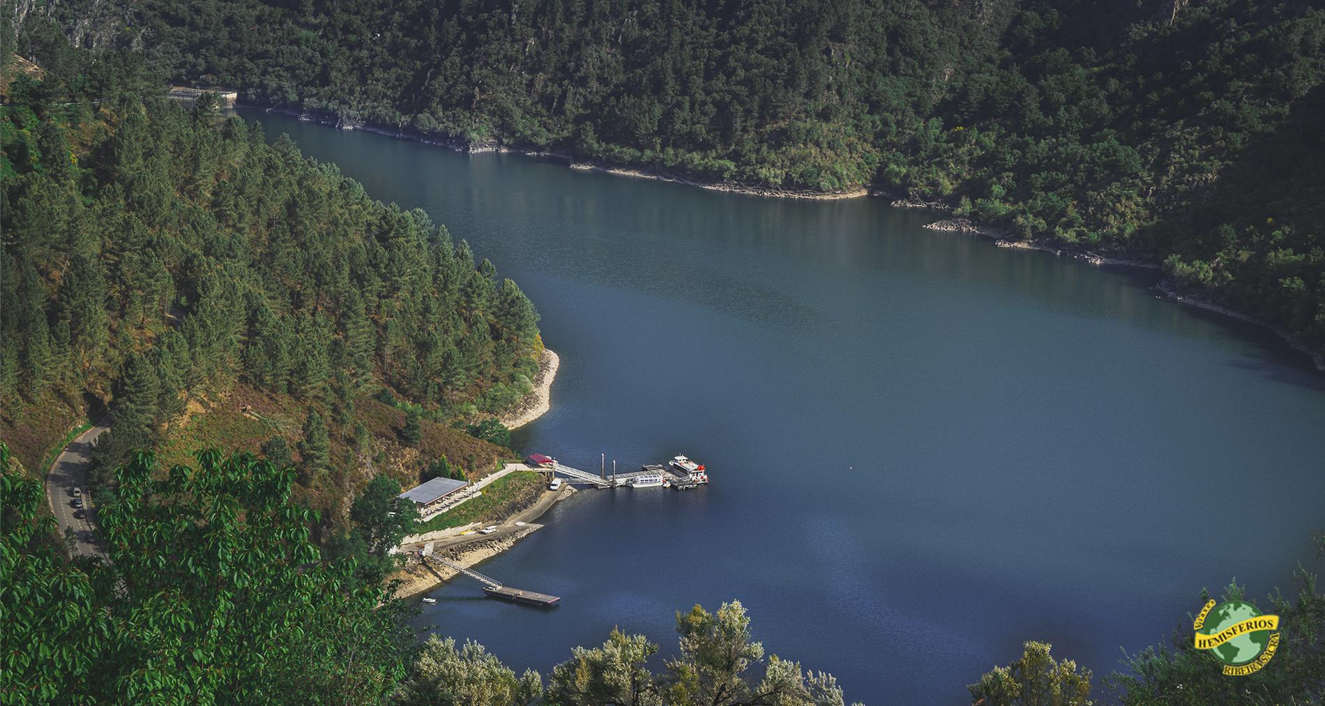Catamarán Ribeira Sacra – Santo Estevo